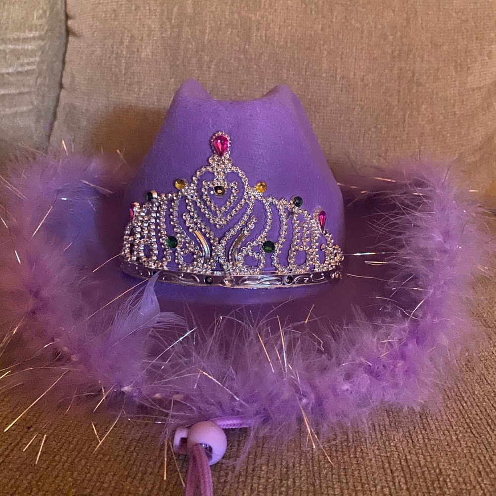 Purple hat with rhinestone & feathers - lights up